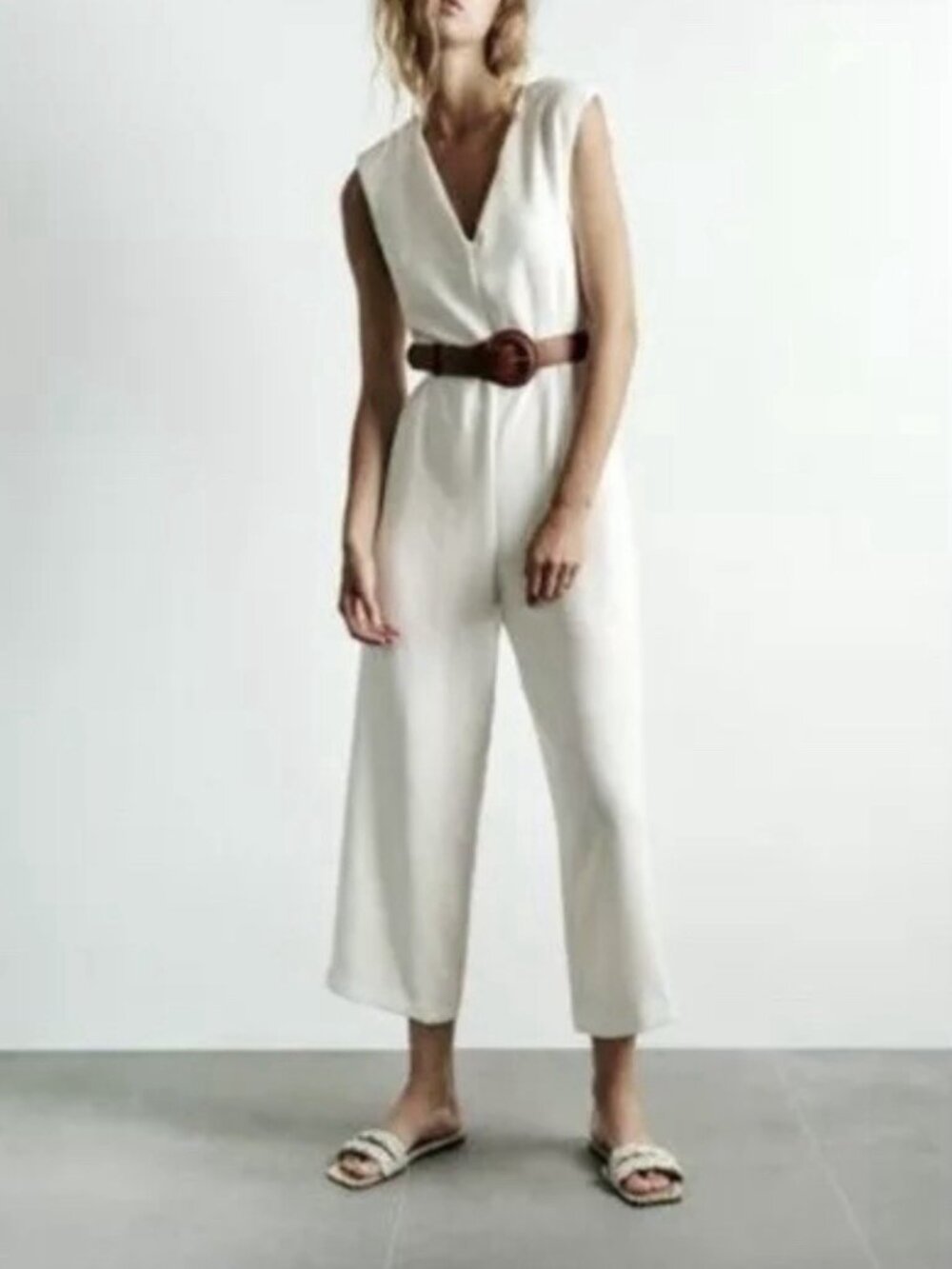 Zara Off White Sleeveless V-Neck Jumpsuit